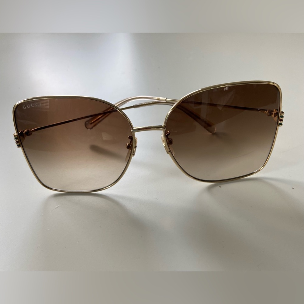 Gucci women’s sunglasses